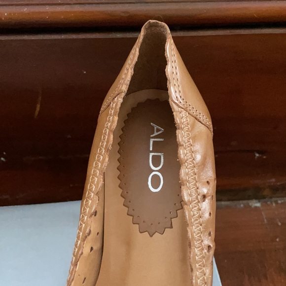 Aldo Vevina Pointy Toe Leather Heels - Picture 3 of 7